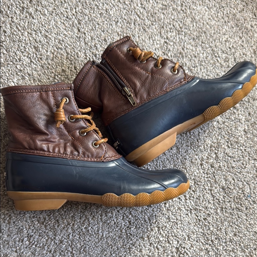 SPERRY Brown Duck Boots